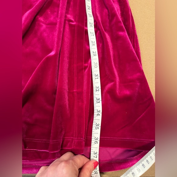 Anne Klein NWT Magenta Velvet Wrap Dress - Size 6 - Picture 11 of 11